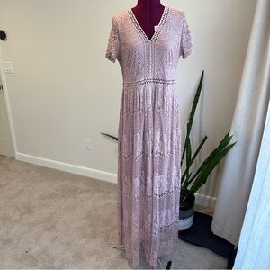 Altar’d State Lace Maxi Dress in Soft mauve Pink large